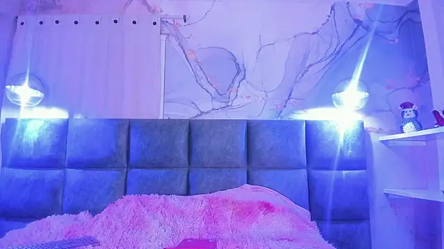 AntonellaRossi online show from 1, 2, 2026