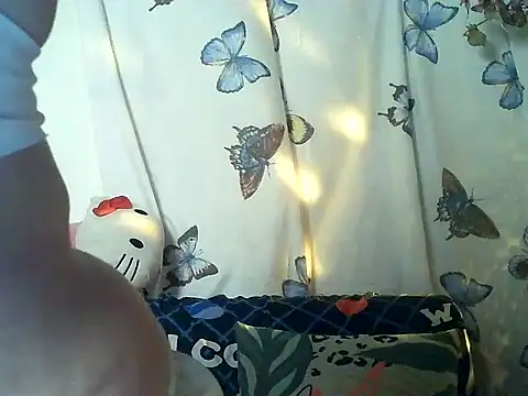 Snapshot of Amazing_Angel22 chatting on 4, 4, 2026 Amazing Angel22 online show from 4, 4, 2026