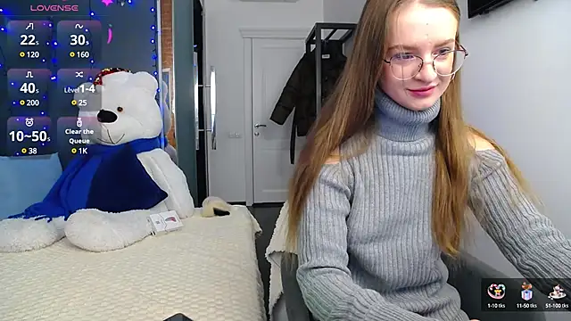 Snapshot of KateJonson chatting on 14, 12, 2024 KateJonson online show from 14, 12, 2024