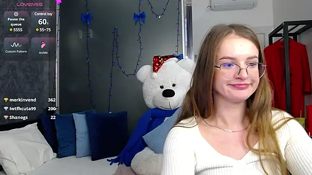 Snapshot of KateJonson chatting on 20, 12, 2024 KateJonson online show from 20, 12, 2024