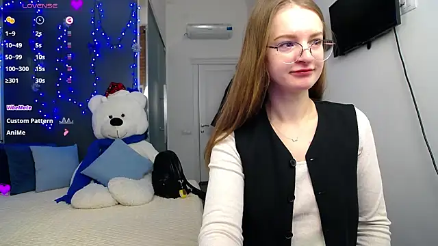 Snapshot of KateJonson chatting on 17, 1, 2025 KateJonson online show from 17, 1, 2025