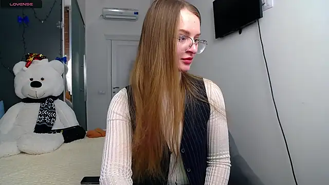 Snapshot of KateJonson chatting on 10, 2, 2025 KateJonson online show from 10, 2, 2025