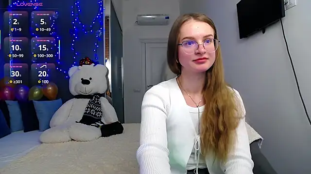 Snapshot of KateJonson chatting on 13, 2, 2025 KateJonson online show from 13, 2, 2025