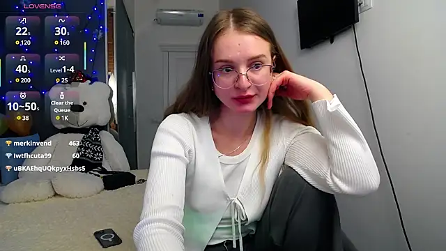Snapshot of KateJonson chatting on 13, 2, 2025 KateJonson online show from 13, 2, 2025