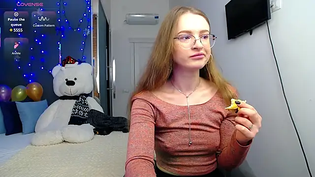 Snapshot of KateJonson chatting on 14, 2, 2025 KateJonson online show from 14, 2, 2025