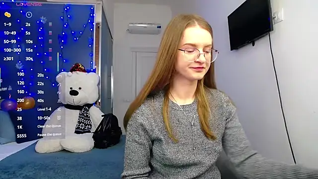 Snapshot of KateJonson chatting on 13, 3, 2025 KateJonson online show from 13, 3, 2025