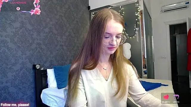 Snapshot of KateJonson chatting on 25, 9, 2025 KateJonson online show from 25, 9, 2025