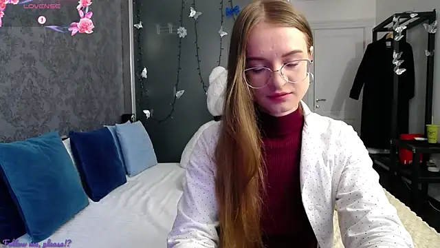 Snapshot of KateJonson chatting on 1, 10, 2025 KateJonson online show from 1, 10, 2025