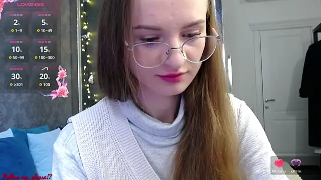 Snapshot of KateJonson chatting on 7, 10, 2025 KateJonson online show from 7, 10, 2025