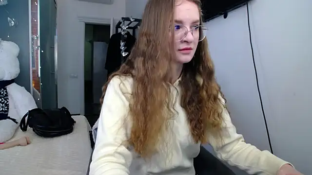 Snapshot of KateJonson chatting on 24, 4, 2026 KateJonson online show from 24, 4, 2026