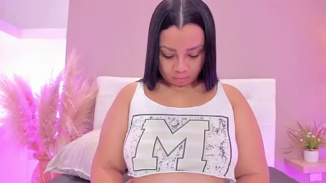 MelanyShayk online show from 25, 1, 2025