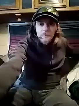 Snapshot of truckerlove69 chatting on 2, 12, 2024 truckerlove69 online show from 2, 12, 2024