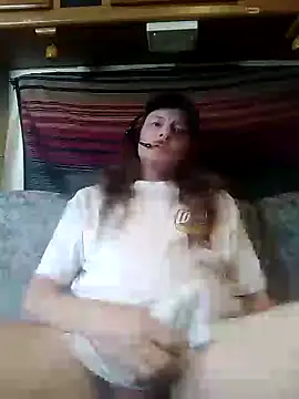 Snapshot of truckerlove69 chatting on 14, 3, 2025 truckerlove69 online show from 14, 3, 2025