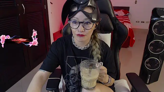 Snapshot of pink-2022 chatting on 9, 2, 2026 pink-2022 online show from 9, 2, 2026