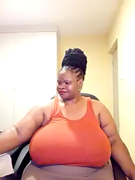 Snapshot of sweetnoziexx chatting on 27, 2, 2025 sweetnoziexx online show from 27, 2, 2025