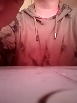 Snapshot of asil1710 chatting on 3, 12, 2024 asil1710 online show from 3, 12, 2024