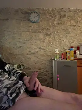 Snapshot of yann2392 chatting on 7, 4, 2026 yann2392 online show from 7, 4, 2026