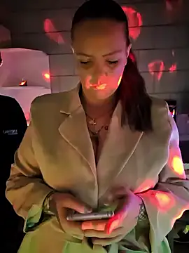 Snapshot of Melissa1994- chatting on 21, 3, 2026 Melissa1994- online show from 21, 3, 2026