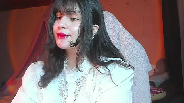 Snapshot of Renooh chatting on 6, 3, 2025 Renooh online show from 6, 3, 2025