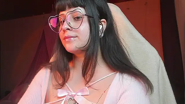 Snapshot of Renooh chatting on 19, 3, 2025 Renooh online show from 19, 3, 2025