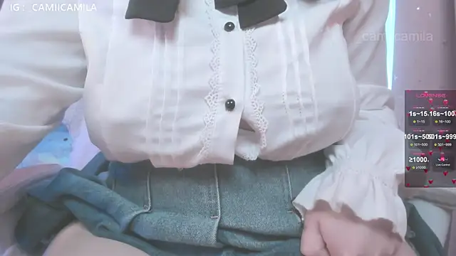 Snapshot of Renooh chatting on 16, 9, 2025 Renooh online show from 16, 9, 2025