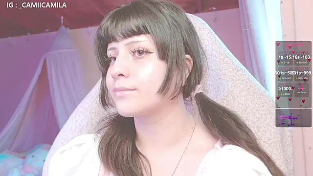 Snapshot of Renooh chatting on 30, 9, 2025 Renooh online show from 30, 9, 2025