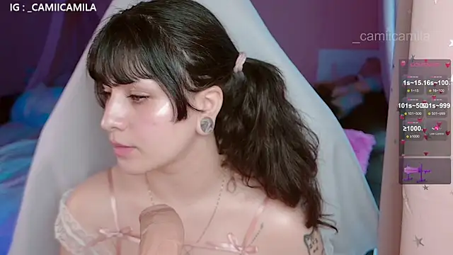 Snapshot of Renooh chatting on 20, 11, 2025 Renooh online show from 20, 11, 2025