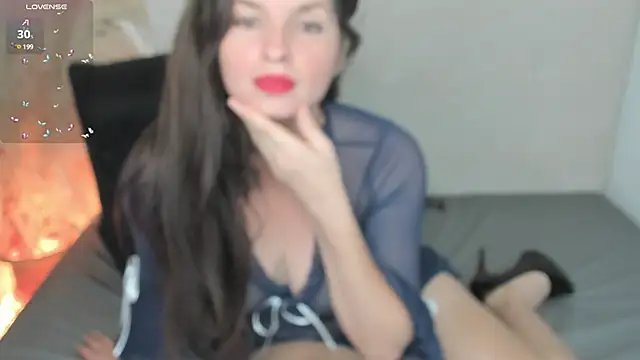 Azahara Amin  online show from 30, 1, 2025