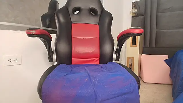 Snapshot of arletmss chatting on 10, 3, 2025 arletmss online show from 10, 3, 2025