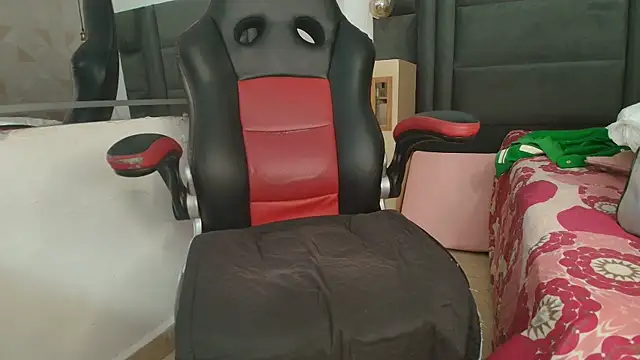 Snapshot of arletmss chatting on 13, 3, 2025 arletmss online show from 13, 3, 2025