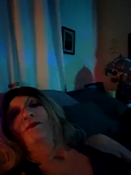 Snapshot of Vonniecd chatting on 7, 3, 2025 Vonniecd online show from 7, 3, 2025