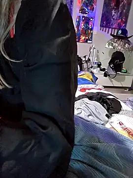 Snapshot of Vonniecd chatting on 13, 3, 2026 Vonniecd online show from 13, 3, 2026