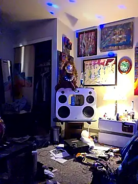 Snapshot of Vonniecd chatting on 21, 4, 2026 Vonniecd online show from 21, 4, 2026