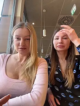 legsLONG online show from 16, 2, 2026