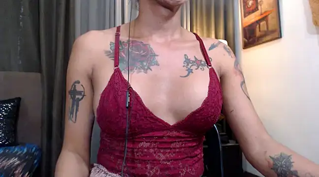 Snapshot of TSnaughtyBIGCOCK chatting on 9, 3, 2025 TSnaughtyBIGCOCK online show from 9, 3, 2025