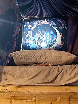 Snapshot of cockycummer chatting on 14, 4, 2026 cockycummer online show from 14, 4, 2026