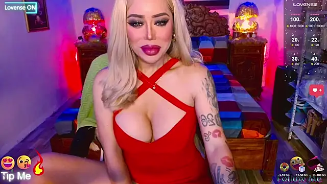 Snapshot of Magnificent_Goddess chatting on 15, 11, 2025 Magnificent Goddess online show from 15, 11, 2025