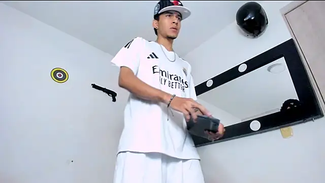 Snapshot of Samuel_Suarez chatting on 30, 3, 2026 Samuel Suarez online show from 30, 3, 2026