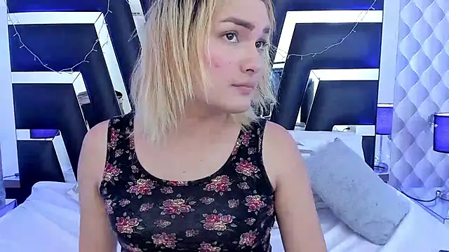 Snapshot of katya_kozlov chatting on 26, 2, 2025 katya kozlov online show from 26, 2, 2025