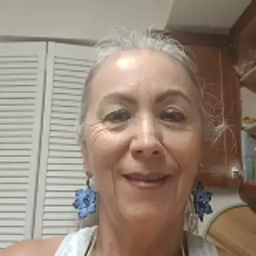 EvaRobinson online show from 15, 5, 2026