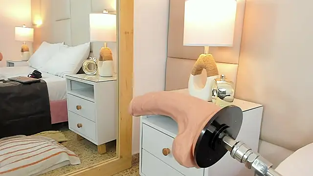 Snapshot of AntoniaRoss_ chatting on 18, 3, 2025 AntoniaRoss online show from 18, 3, 2025