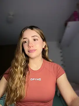Snapshot of ShelbyHagen chatting on 15, 7, 2026 ShelbyHagen online show from 15, 7, 2026