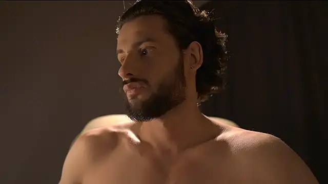 Snapshot of Keen___Luckystrike chatting on 5, 4, 2026 Keen Luckystrike online show from 5, 4, 2026