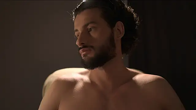 Snapshot of Keen___Luckystrike chatting on 12, 4, 2026 Keen Luckystrike online show from 12, 4, 2026