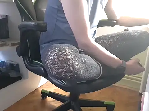 feathersify online show from 18, 11, 2025