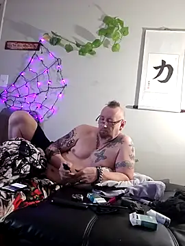 Snapshot of Littledick007007 chatting on 12, 1, 2025 Littledick007007 online show from 12, 1, 2025