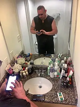 Snapshot of Littledick007007 chatting on 25, 5, 2026 Littledick007007 online show from 25, 5, 2026