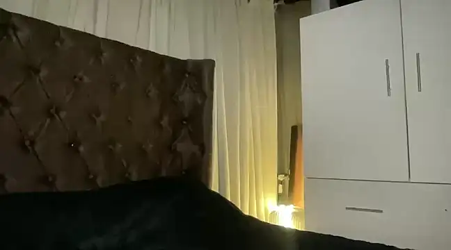 Lilly cruz online show from 13, 3, 2025