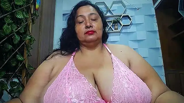 TistMature online show from 17, 10, 2025