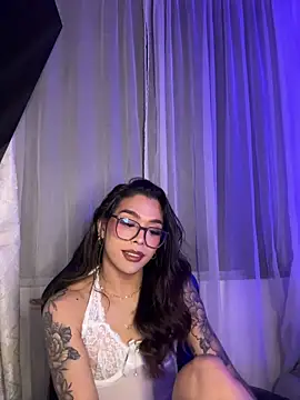 Samantha Bernardo online show from 29, 3, 2026